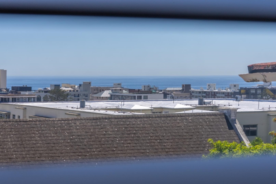 4 Bedroom Property for Sale in Sea Point Western Cape